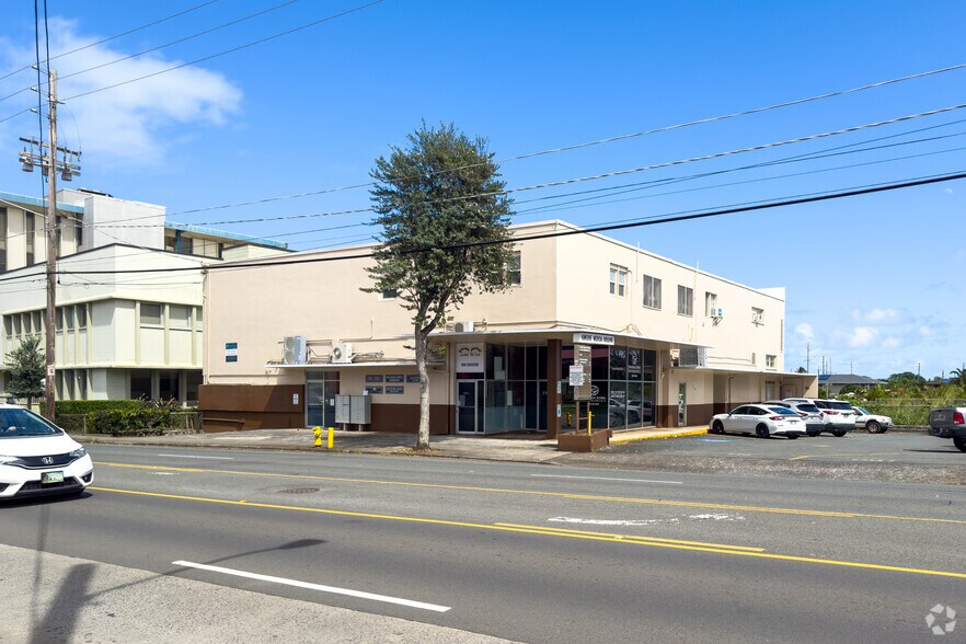 More Photos Of 45-939 Kamehameha Hwy, Kāneohe Office For Lease