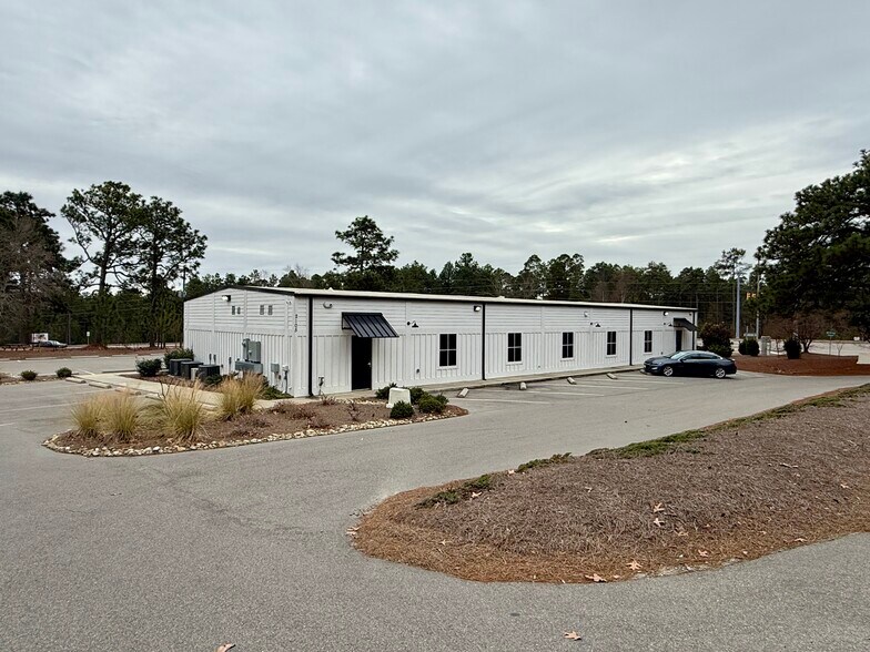 More Photos Of 2105 Juniper Lake Rd, West End Medical For Lease