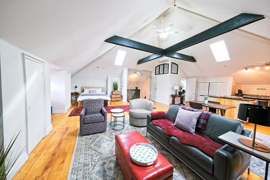More Photos Of 59 High Park Blvd, Toronto Multifamily For Sale