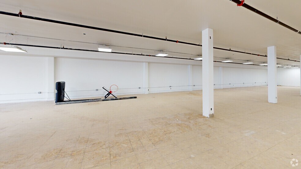 More Photos Of 417-421 South St, Philadelphia Storefront Retail Office For Sale