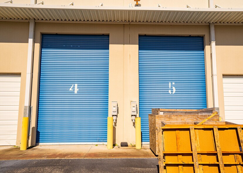 More Photos Of 6333 McCoy Rd, Orlando Warehouse For Sale