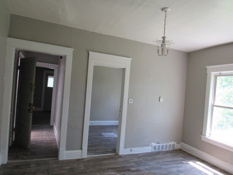 More Photos Of 932 Wheelock Rd, Cleveland Apartments For Sale