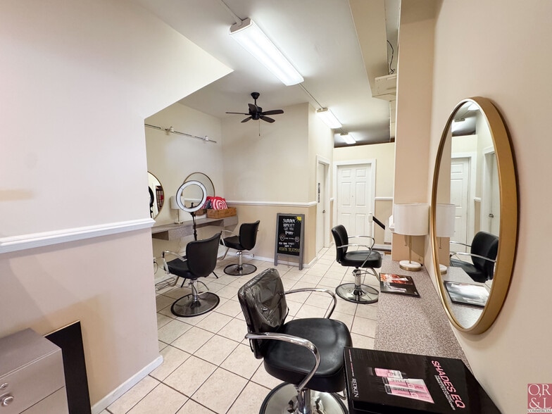 More Photos Of 33-39 N Main St, Wallingford Office For Lease