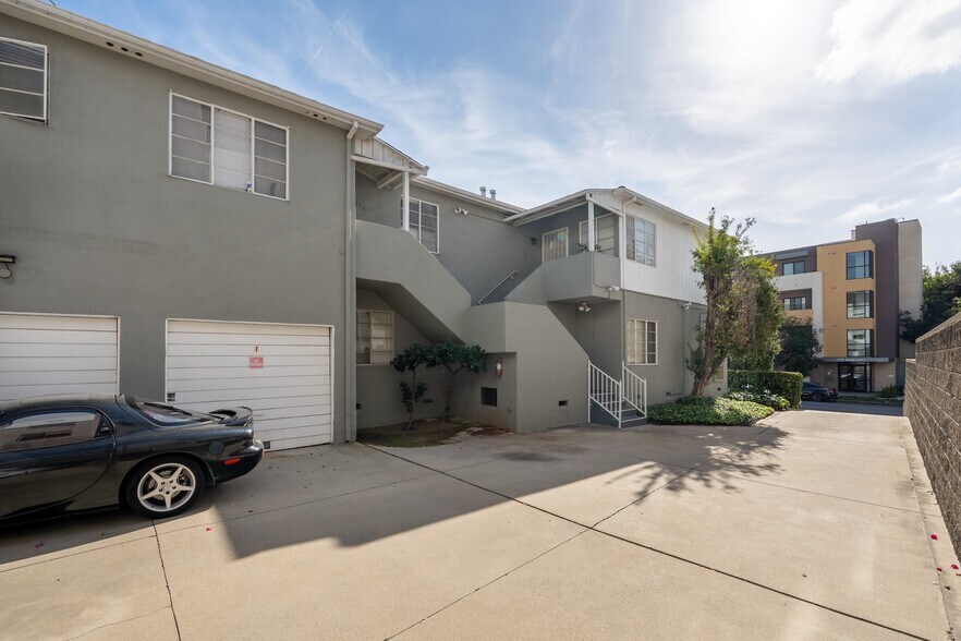 More Photos Of 1748 Malcolm Ave, Los Angeles Apartments For Sale