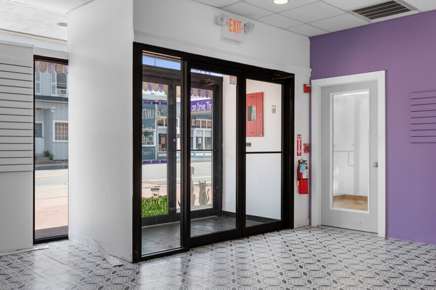 More Photos Of 12 School St, Merrimac Bank For Sale