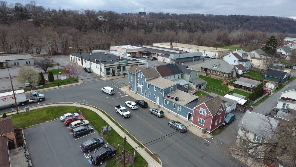 More Photos Of 80 Broad St, Phillipsburg Office Residential For Sale