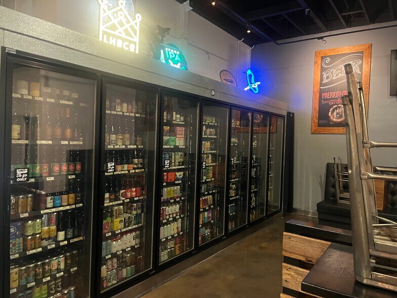 More Photos Of 6531-6533 Greenleaf Ave, Whittier Storefront For Sale