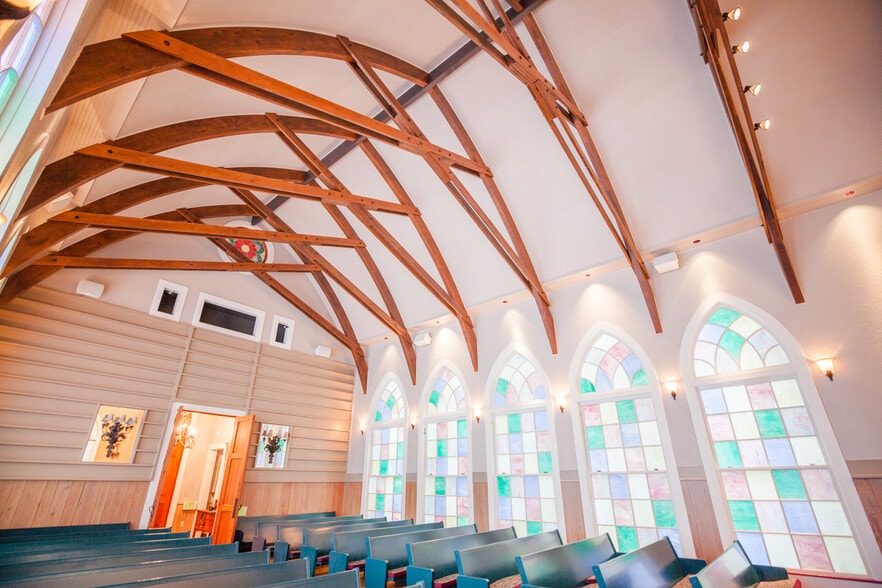 More Photos Of 219 Highway 51 NE, Steinhatchee Lodge Meeting Hall For Sale