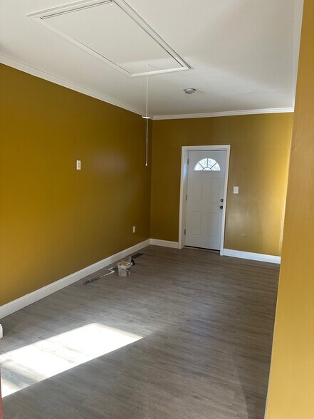 More Photos Of 1045 Route 390, Greentown Restaurant For Sale