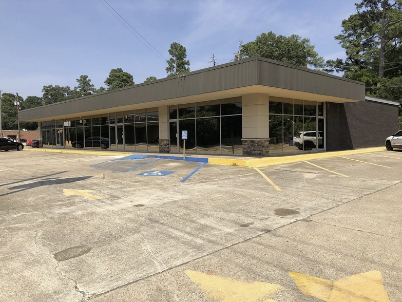 More Photos Of 3903-3919 Southern Ave, Shreveport Storefront Retail Office For Lease