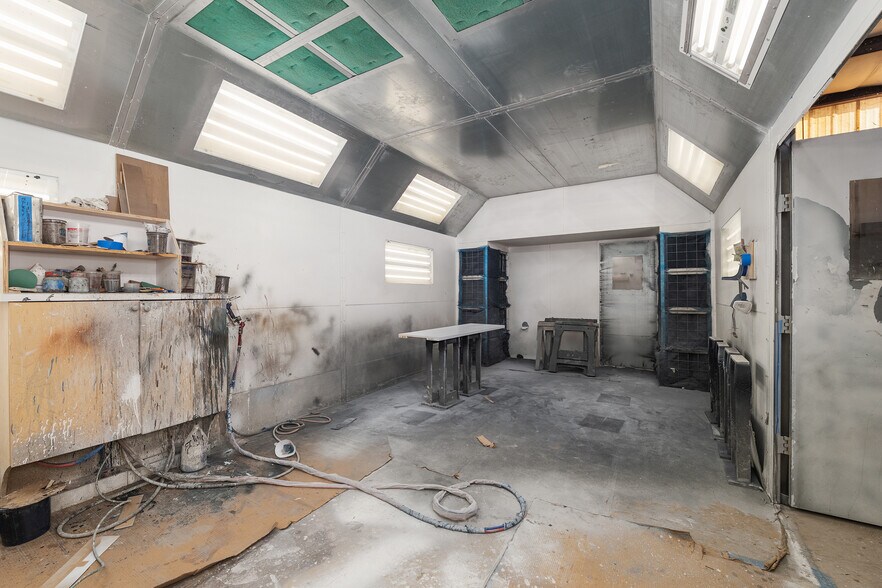 More Photos Of 26509 NW Us-27, High Springs Warehouse For Sale
