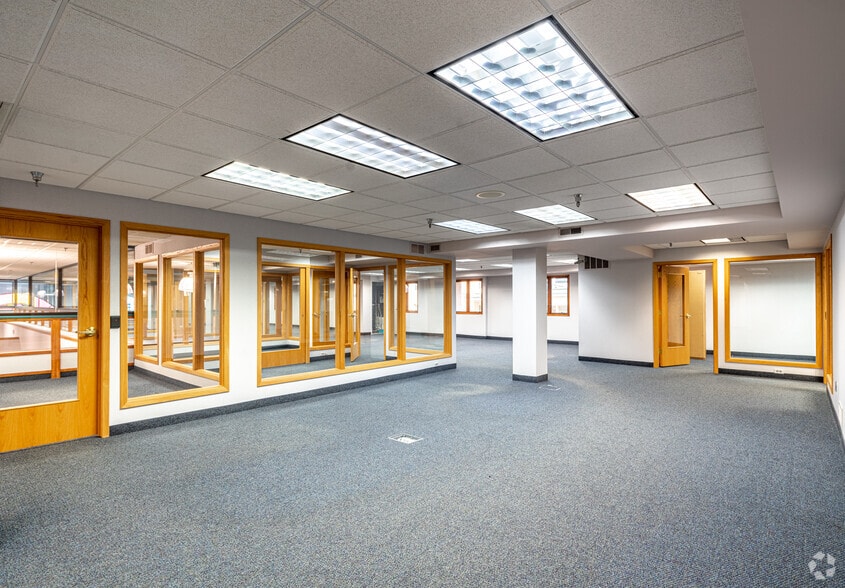 More Photos Of 102 S Broadway, Rochester Office For Lease