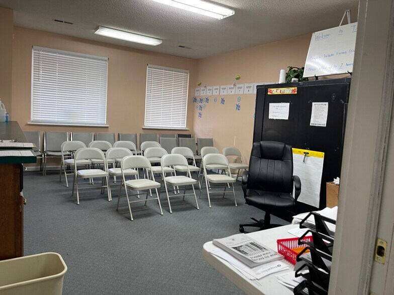 More Photos Of 125 N Main St, Salisbury Storefront Retail Office For Sale