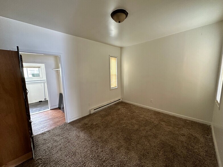 More Photos Of 1831 N C St, Elwood Apartments For Sale