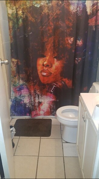 More Photos Of 596 S Danny Thomas Blvd, Memphis Apartments For Sale