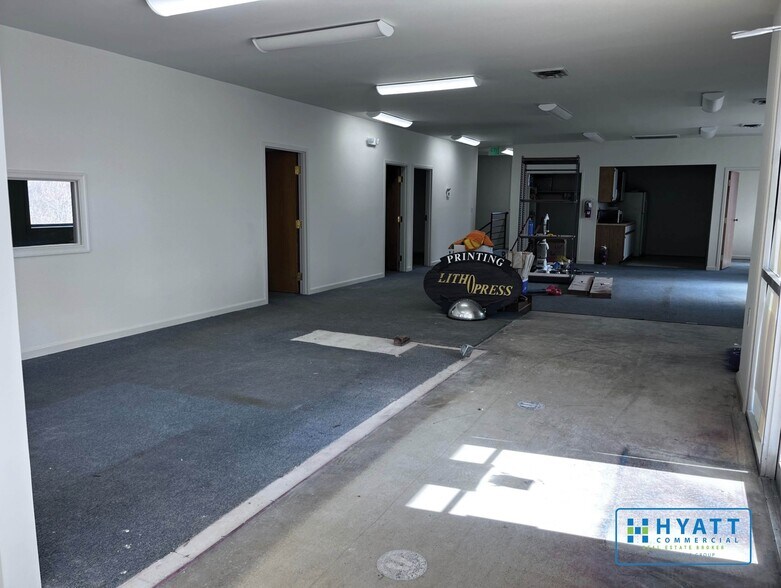 More Photos Of 116 Mayo Rd, Edgewater Office For Lease