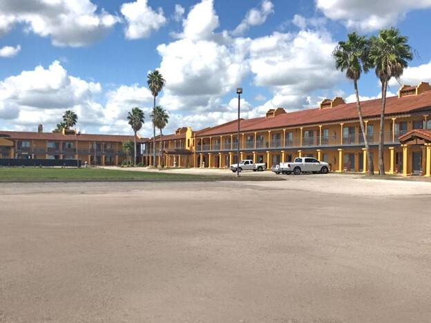 Primary Photo Of 3334 S US Highway 77 Byp, Kingsville Hotel For Sale