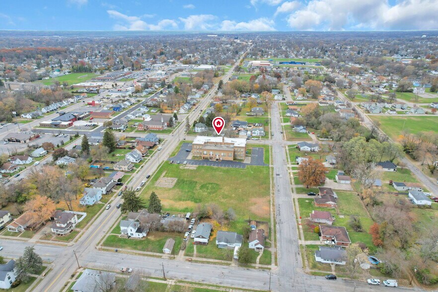 More Photos Of 300 E Auburn Ave, Springfield Office For Sale