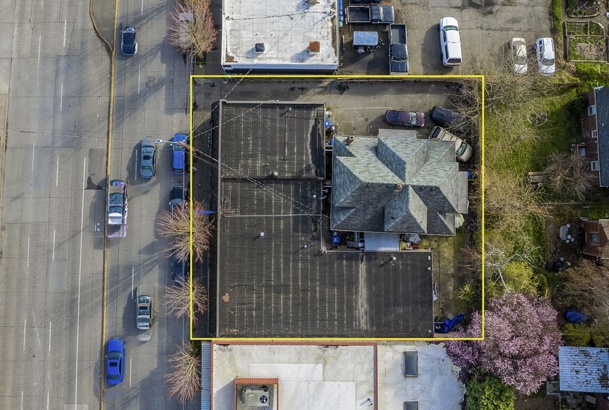 More Photos Of 8337 15th Ave NW, Seattle Storefront Retail Residential For Sale