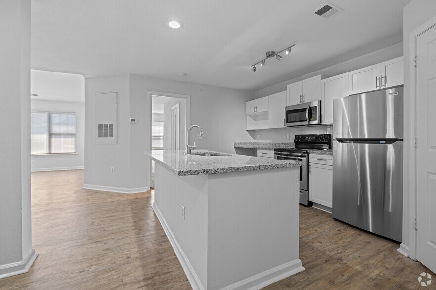 More Photos Of 3816 Banyan Grove Ln, Virginia Beach Apartments For Sale