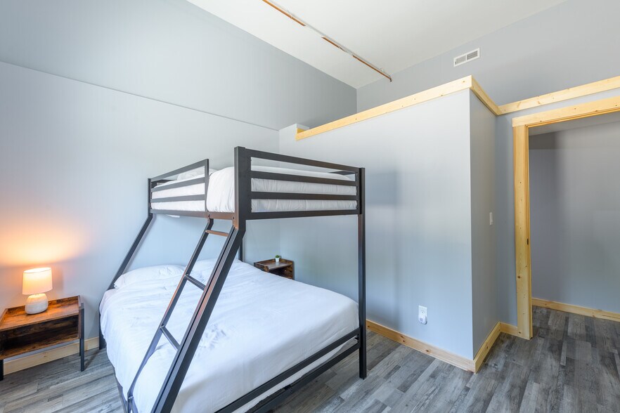 More Photos Of 26370 County 7 Blvd, Welch Apartments For Sale