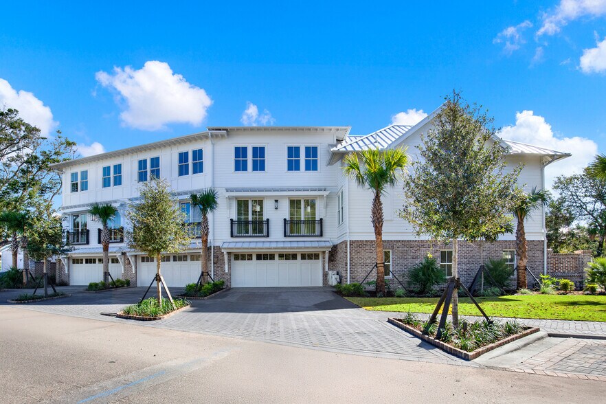 More Photos Of 104 17th st, Tybee Island Apartments For Sale