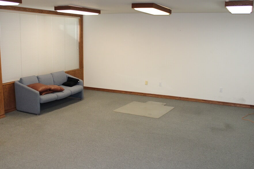 More Photos Of 606 S 9th St, Las Vegas Office Residential For Sale