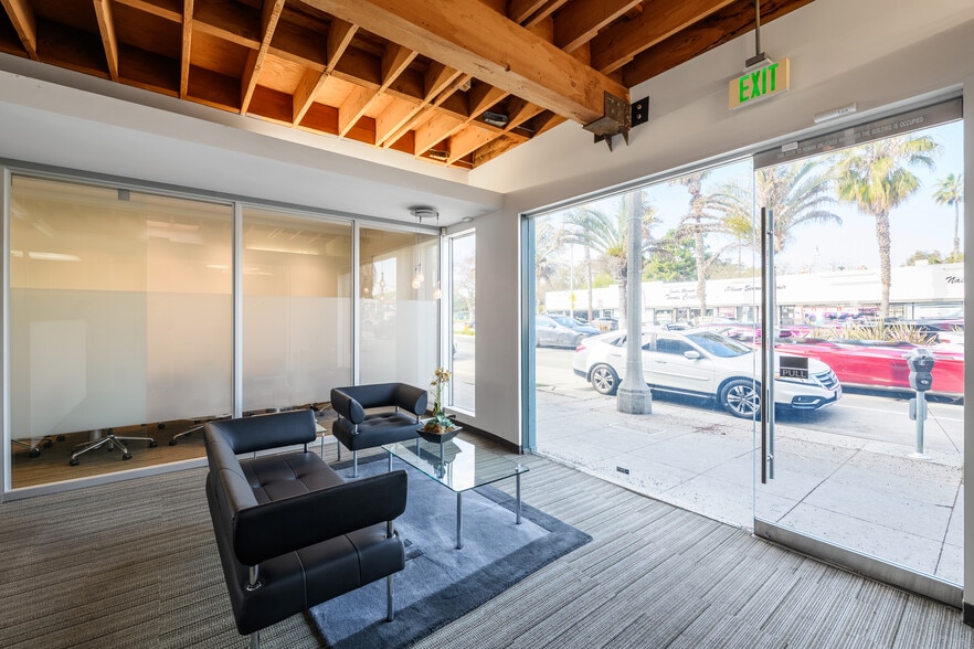 More Photos Of 2512 Wilshire Blvd, Santa Monica Storefront Retail Office For Lease