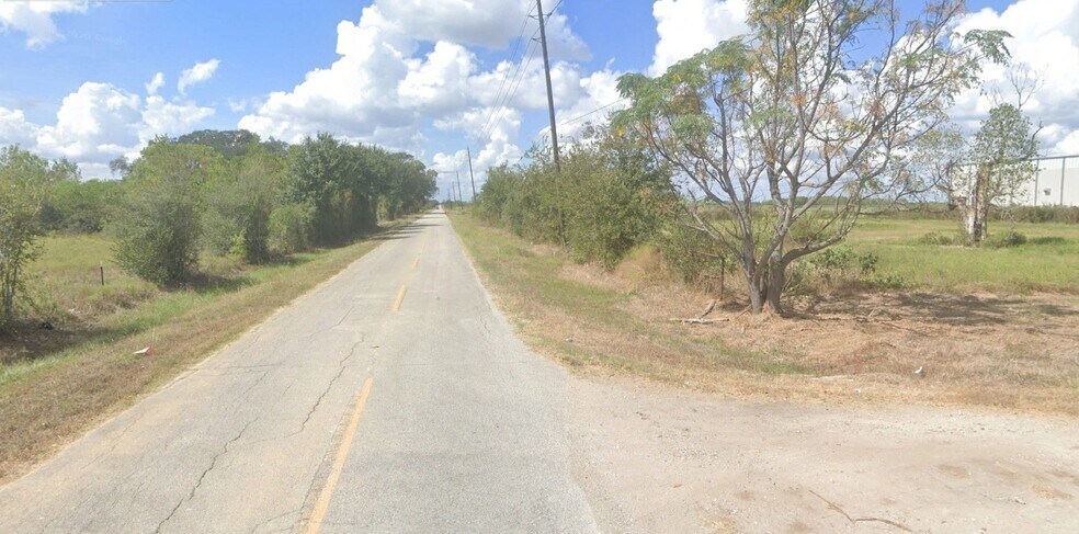 More Photos Of 00 Burton Cemetery Road, Waller Land For Sale