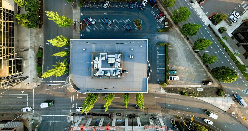 More Photos Of 245 Commercial St SE, Salem Office For Lease