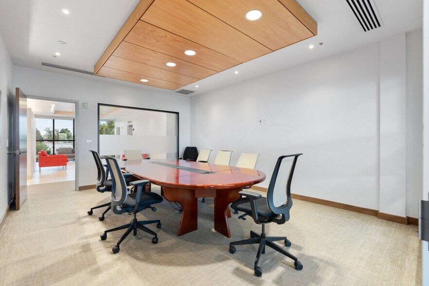 More Photos Of 1403-1405 W 2200 S, Salt Lake City Office For Lease