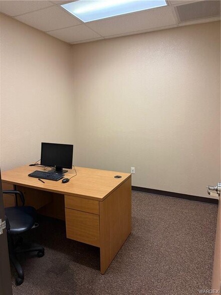 More Photos Of 2580 Highway 95, Bullhead City Storefront Retail Office For Sale
