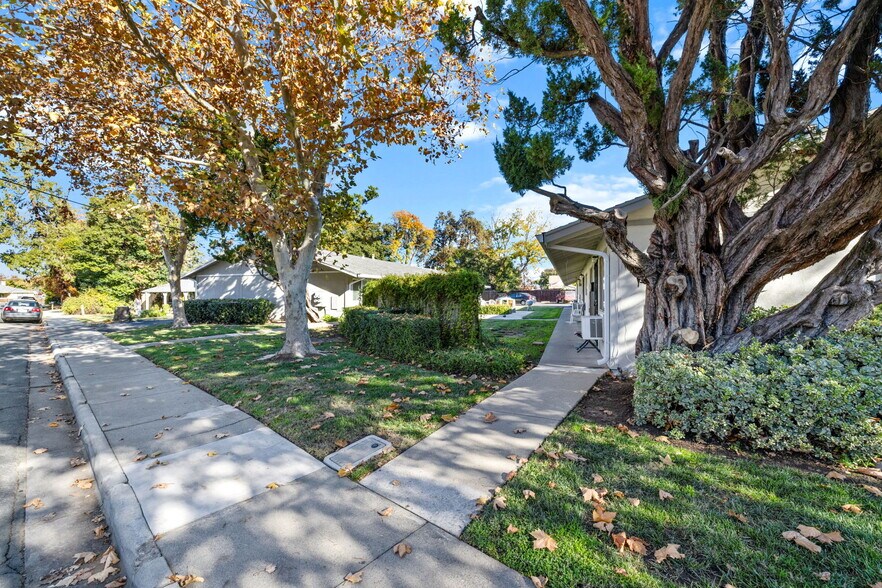 More Photos Of 429-443 Robinson Avenue, Yuba City Apartments For Sale