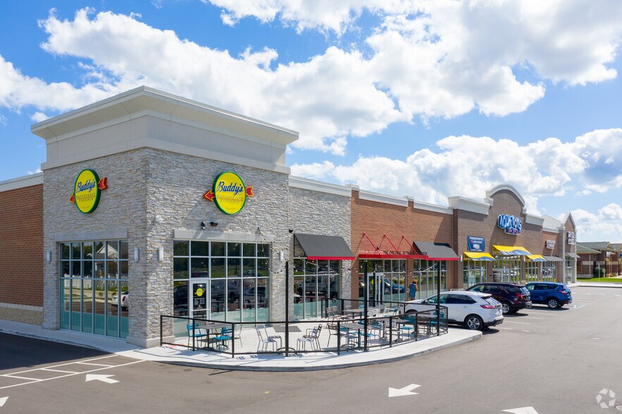 More Photos Of 21611-21631 Allen Rd, Woodhaven Freestanding For Lease