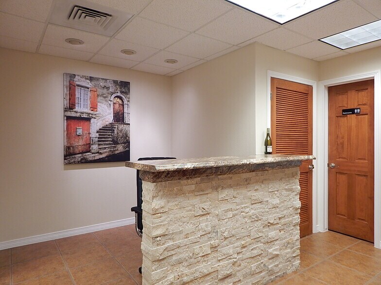 More Photos Of 8751 E Hampden Ave, Denver Office For Sale