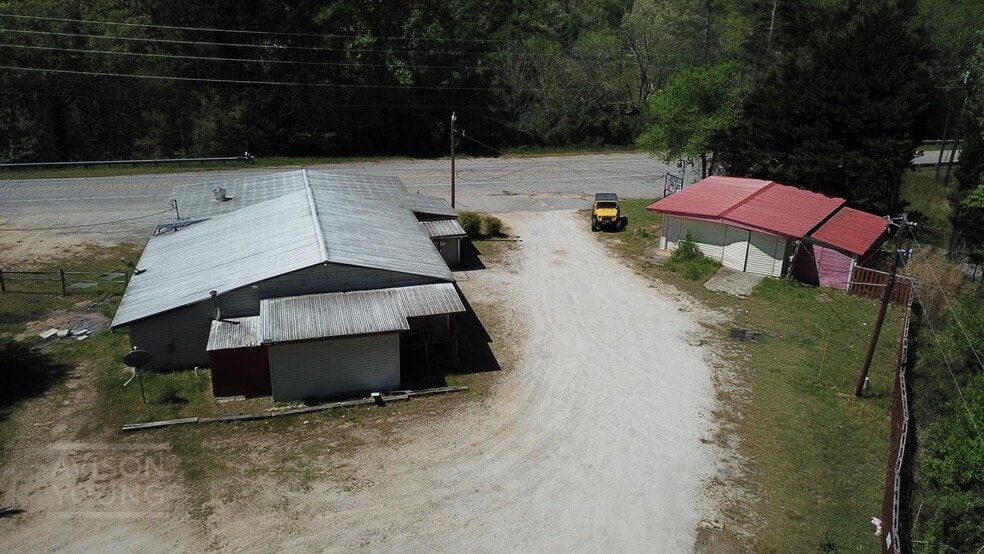 More Photos Of 163 Murphy Dr, Westminster Flex For Sale