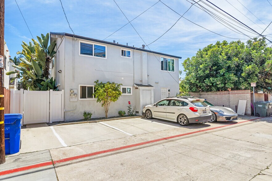 More Photos Of 870 D Ave, Coronado Apartments For Sale