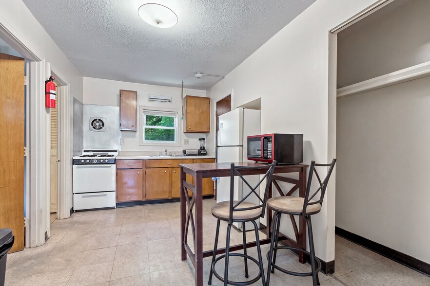 More Photos Of 219 River St, Woonsocket Apartments For Sale