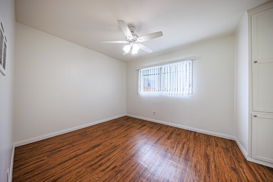 More Photos Of 650 W Wilson Ave, Glendale Apartments For Sale