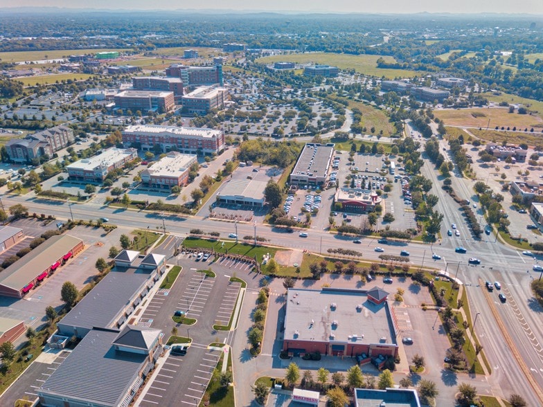 More Photos Of 711 N Thompson Ln, Murfreesboro General Retail For Lease