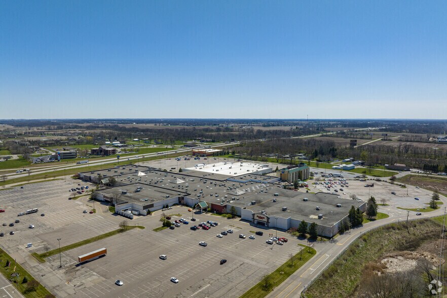 More Photos Of 987-999 E Ash St, Piqua Unknown For Lease