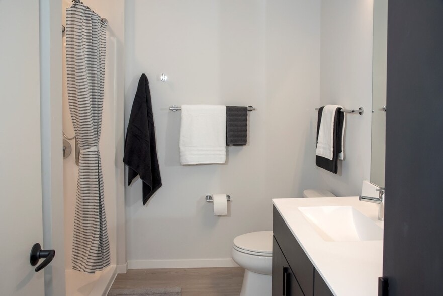 More Photos Of 1020 3rd St N, Minneapolis Apartments For Sale