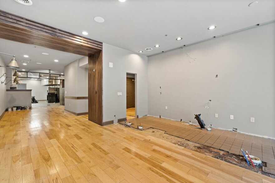 More Photos Of 494 Mill St, Danville Storefront For Lease