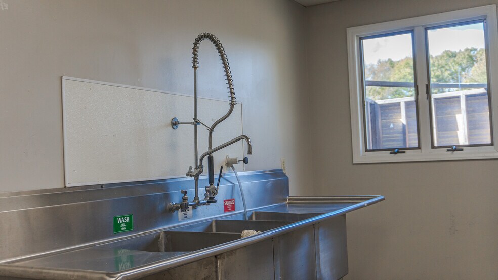 More Photos Of 19619 W Catawba Ave, Cornelius Daycare Center For Lease