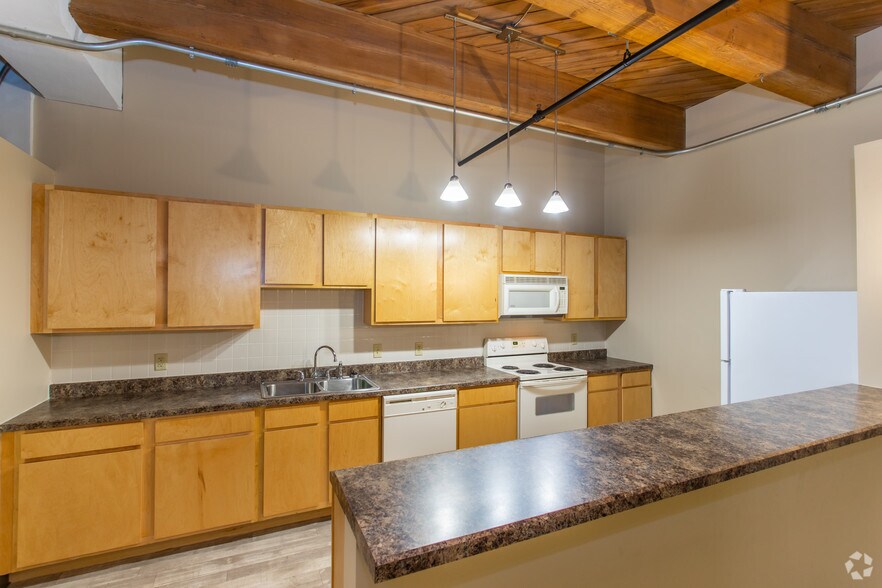 More Photos Of 1114-1116 Washington Ave, Saint Louis Apartments For Lease