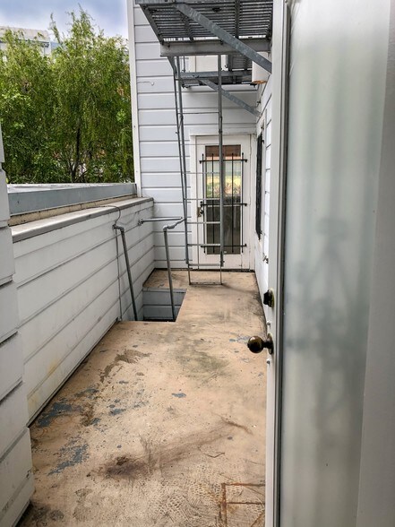 More Photos Of 3415 Cesar Chavez, San Francisco Medical For Sale