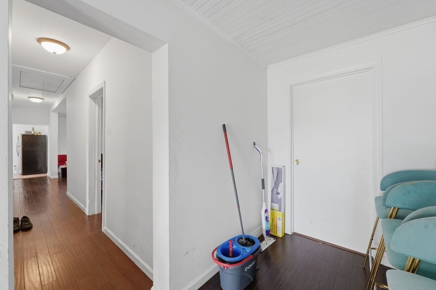 More Photos Of 35 Moonachie Rd, Moonachie Storefront Retail Residential For Sale
