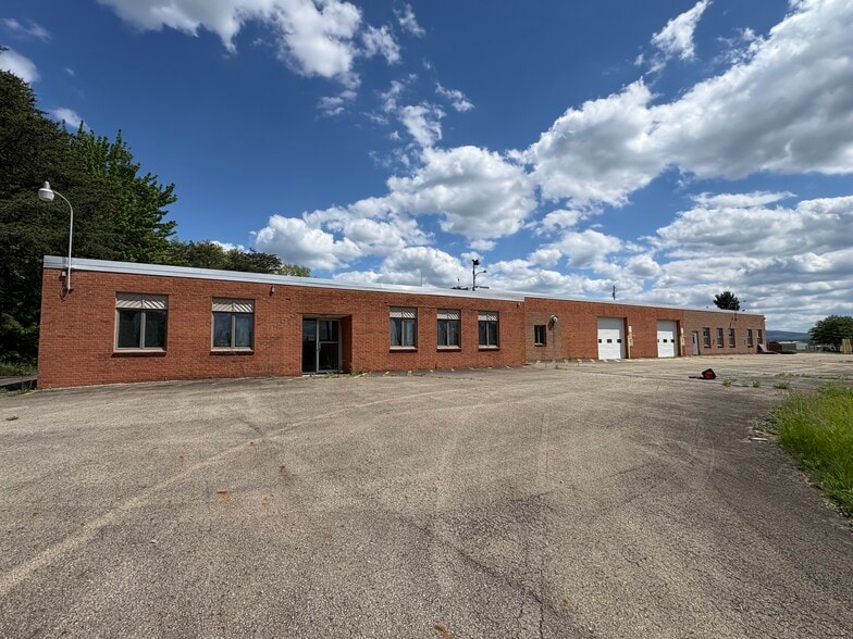 Primary Photo Of 1452 Gun Club Rd, Uniontown Industrial For Sale