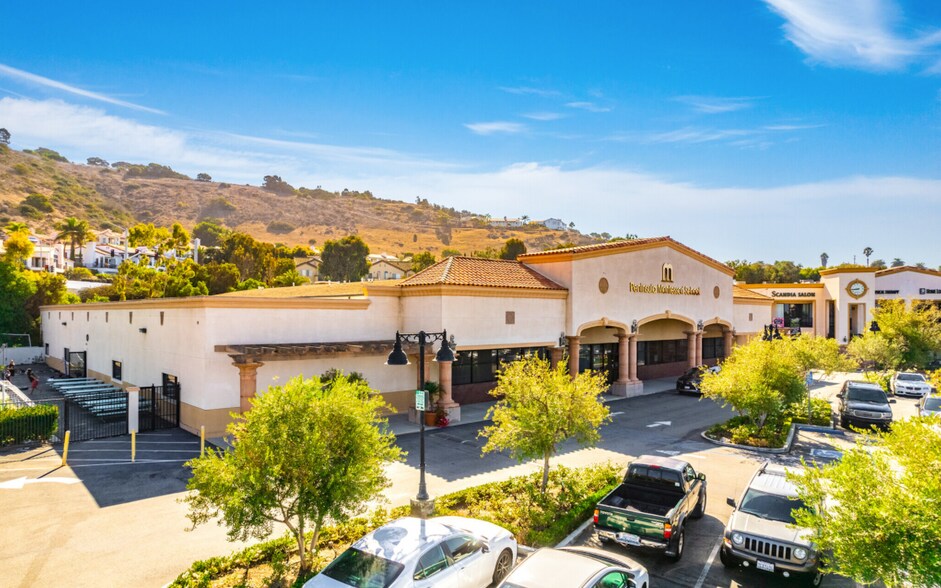 More Photos Of 31098-31246 Palos Verdes Dr W, Rancho Palos Verdes Unknown For Lease