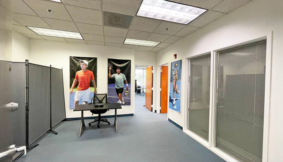 More Photos Of 4210 Metro Pky, Fort Myers Office For Lease